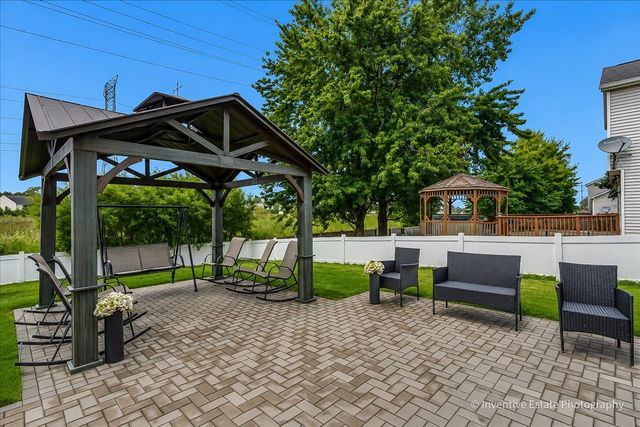 2031 Ridgemoor Drive, Plainfield, IL 60586
