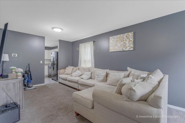 2031 Ridgemoor Drive, Plainfield, IL 60586