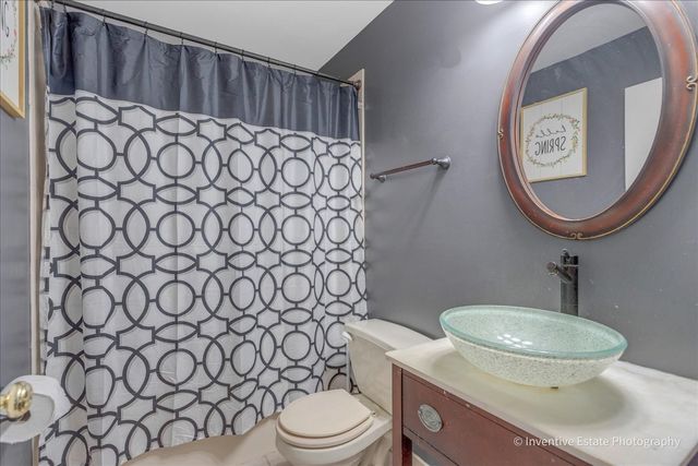 2031 Ridgemoor Drive, Plainfield, IL 60586