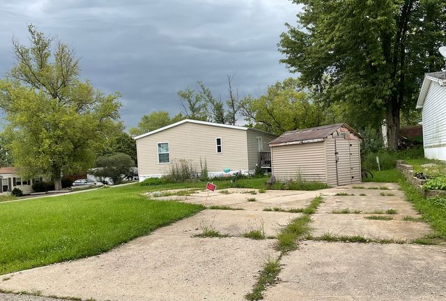109 Neptune Cove, Lakemoor, IL 60051