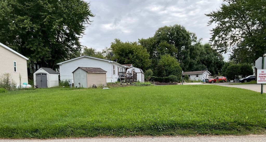 109 Neptune Cove, Lakemoor, IL 60051