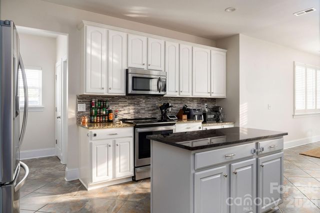 11018 Royal Colony Drive, Waxhaw, NC 28173