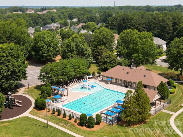 11018 Royal Colony Drive, Waxhaw, NC 28173