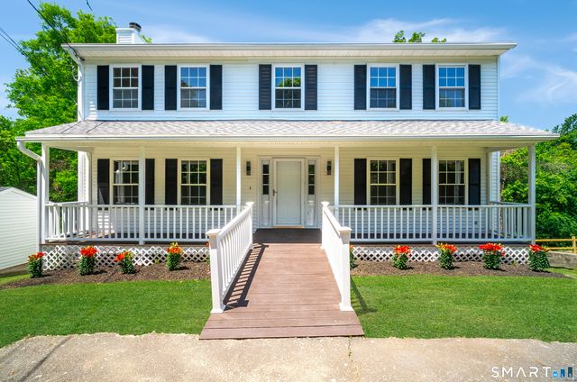 1425 James Farm Road, Stratford, CT 06614