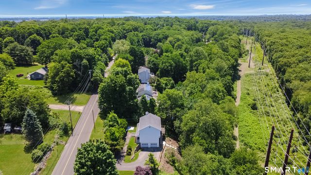 1425 James Farm Road, Stratford, CT 06614