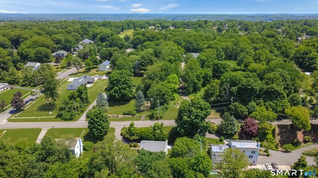 1425 James Farm Road, Stratford, CT 06614