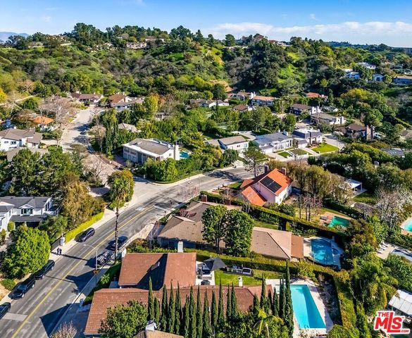 3063 Deep Canyon Drive, Beverly Hills, CA 90210