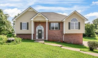 126 West Dr, Clarksville, TN 37040