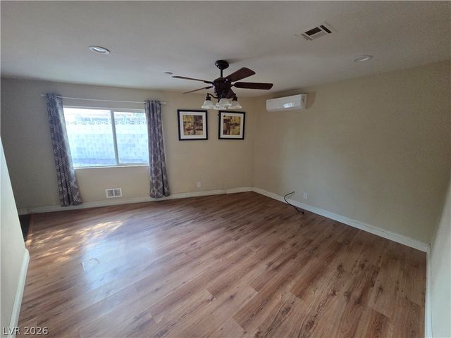 3381 Westwind Road, Las Vegas, NV 89146