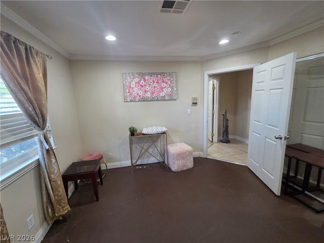 3381 Westwind Road, Las Vegas, NV 89146