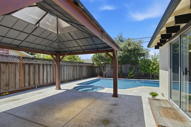 703 Laurie Avenue, Santa Clara, CA 95054