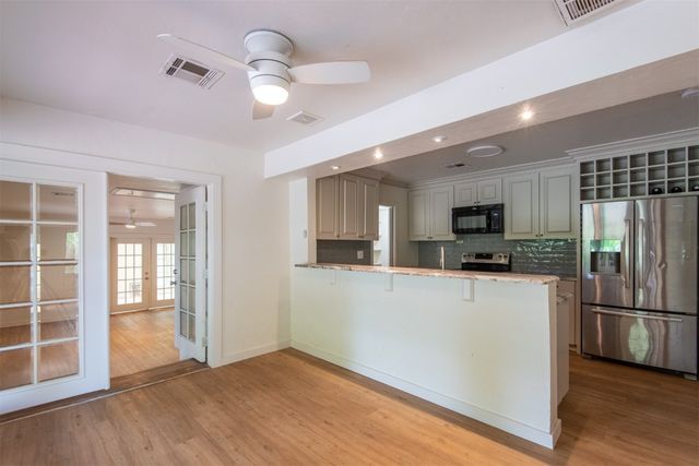 73 E Shore Drive, Arcadia, OK 73007