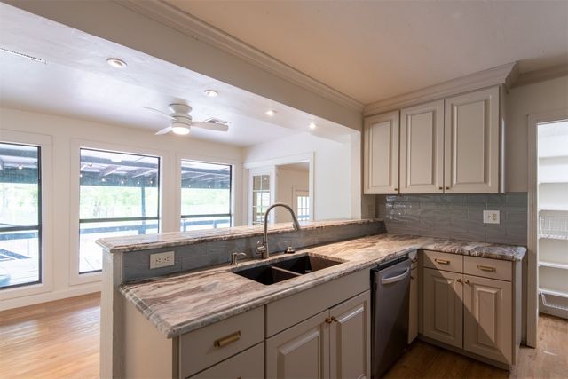 73 E Shore Drive, Arcadia, OK 73007
