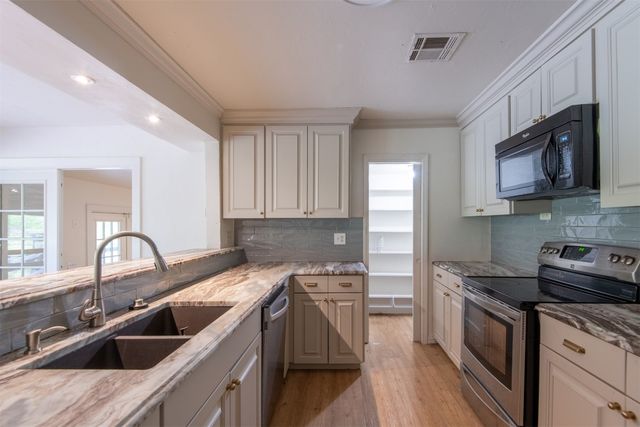 73 E Shore Drive, Arcadia, OK 73007