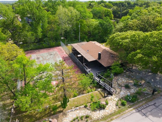 73 E Shore Drive, Arcadia, OK 73007