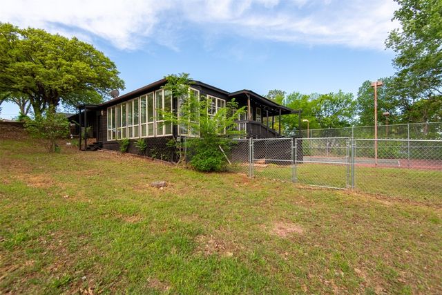 73 E Shore Drive, Arcadia, OK 73007