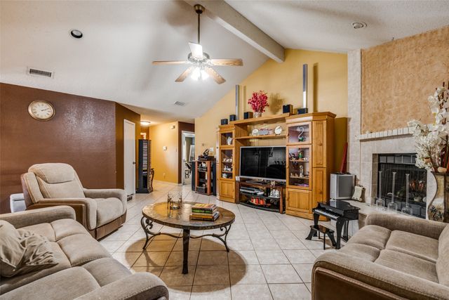 2613 Independence Drive, Mesquite, TX 75150