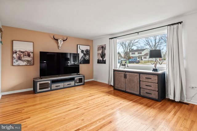 965 ANDERS RD, Lansdale, PA 19446