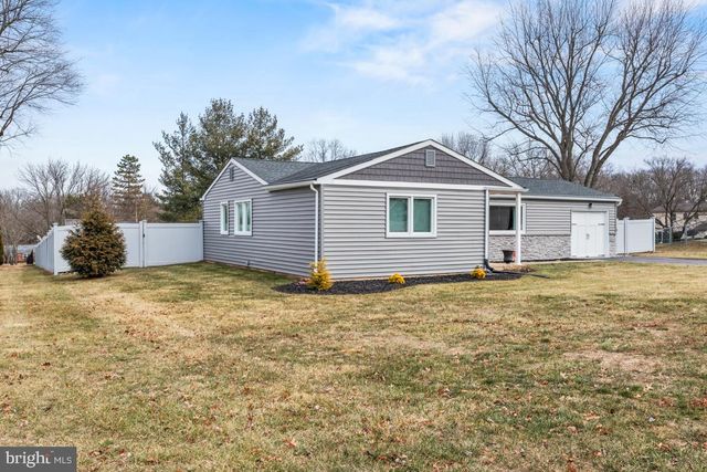 965 ANDERS RD, Lansdale, PA 19446