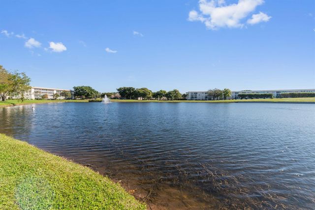 3204 Portofino Point H2, Coconut Creek, FL 33066