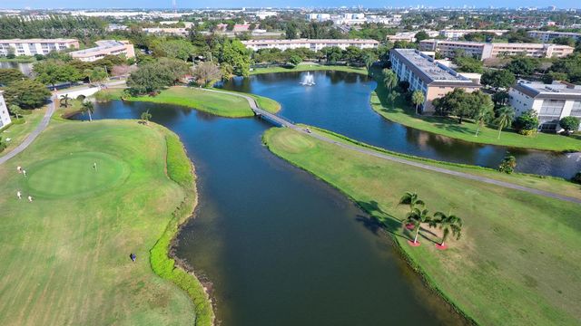 3204 Portofino Point H2, Coconut Creek, FL 33066