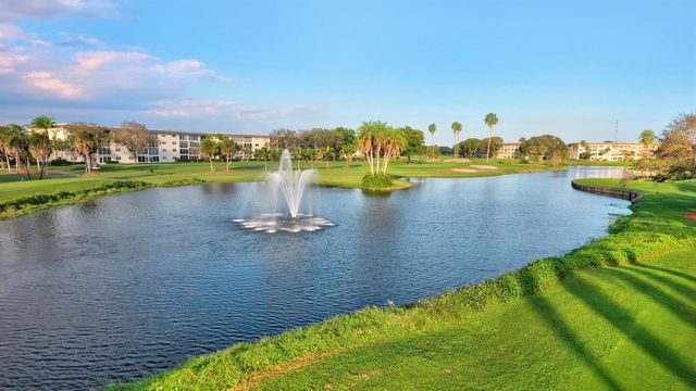 3204 Portofino Point H2, Coconut Creek, FL 33066