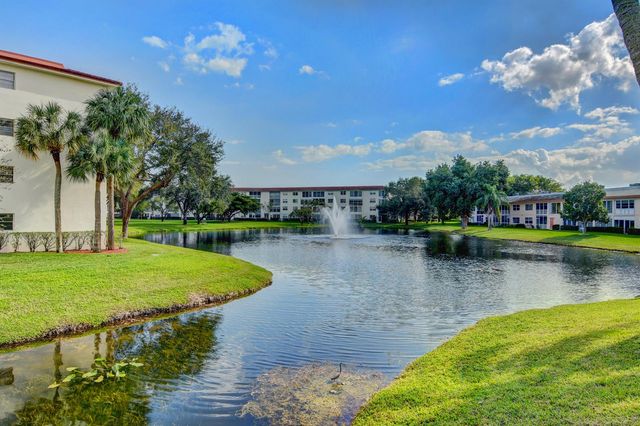 3204 Portofino Point H2, Coconut Creek, FL 33066