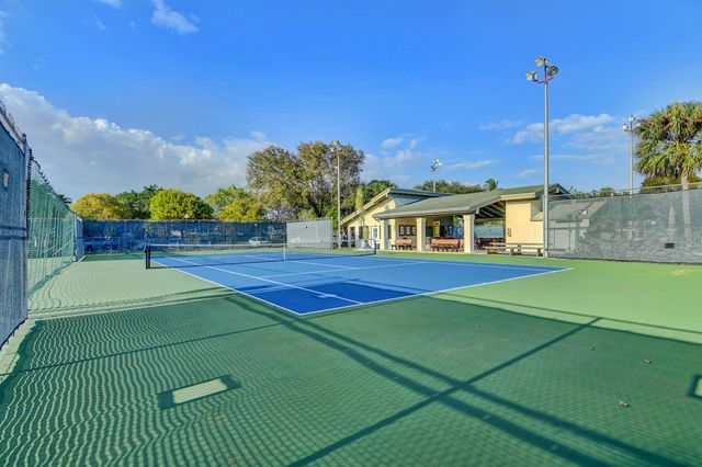 3204 Portofino Point H2, Coconut Creek, FL 33066
