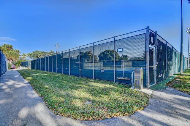 3204 Portofino Point H2, Coconut Creek, FL 33066