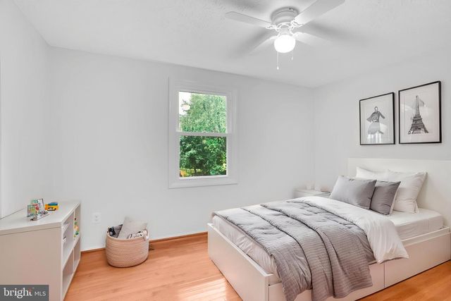 8604 CALYPSO LN, Gaithersburg, MD 20879