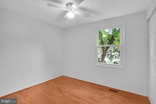 8604 CALYPSO LN, Gaithersburg, MD 20879