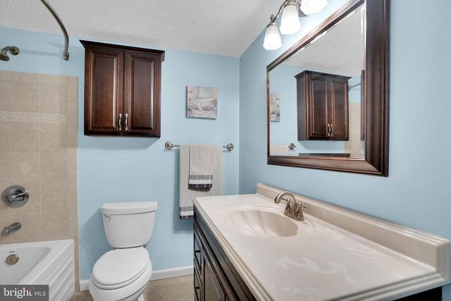 8604 CALYPSO LN, Gaithersburg, MD 20879