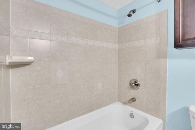 8604 CALYPSO LN, Gaithersburg, MD 20879