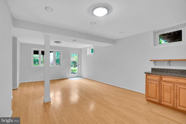 8604 CALYPSO LN, Gaithersburg, MD 20879