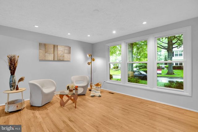 8604 CALYPSO LN, Gaithersburg, MD 20879