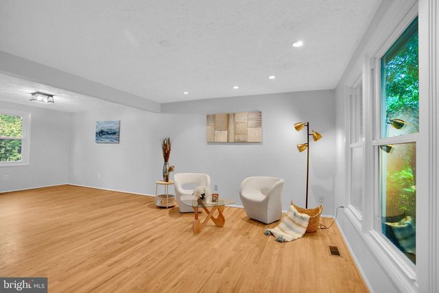 8604 CALYPSO LN, Gaithersburg, MD 20879