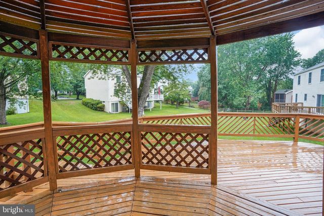 8604 CALYPSO LN, Gaithersburg, MD 20879