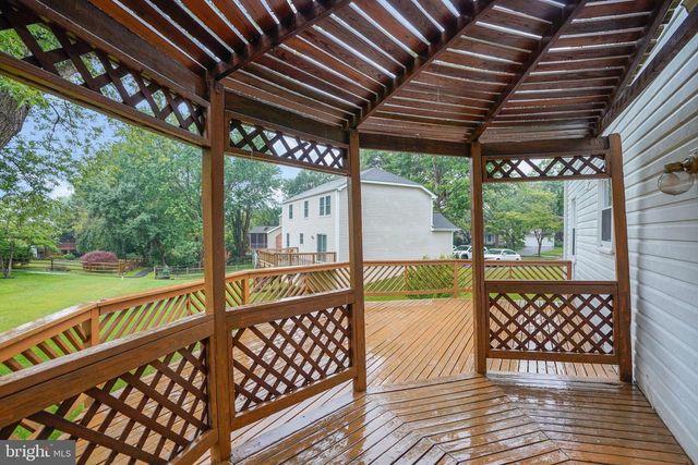 8604 CALYPSO LN, Gaithersburg, MD 20879