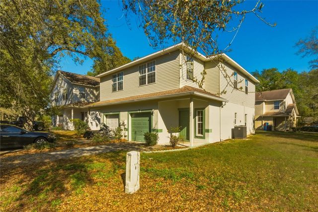 1102 CITRUS HILL COURT, Seffner, FL 33584