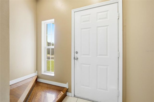 1102 CITRUS HILL COURT, Seffner, FL 33584