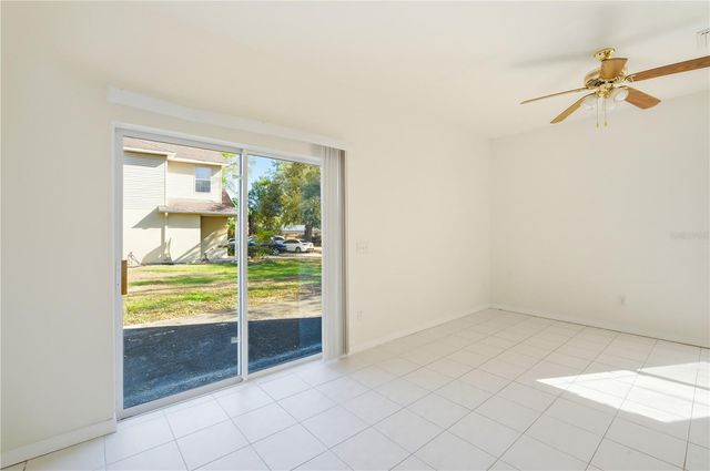 1102 CITRUS HILL COURT, Seffner, FL 33584