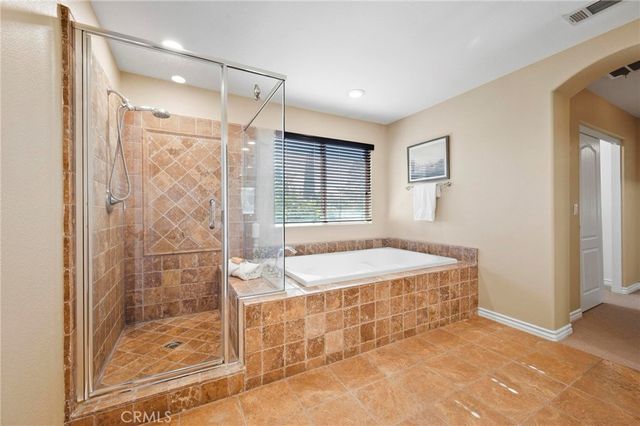 8501 Browns Creek Ln, Canoga Park, CA 91304