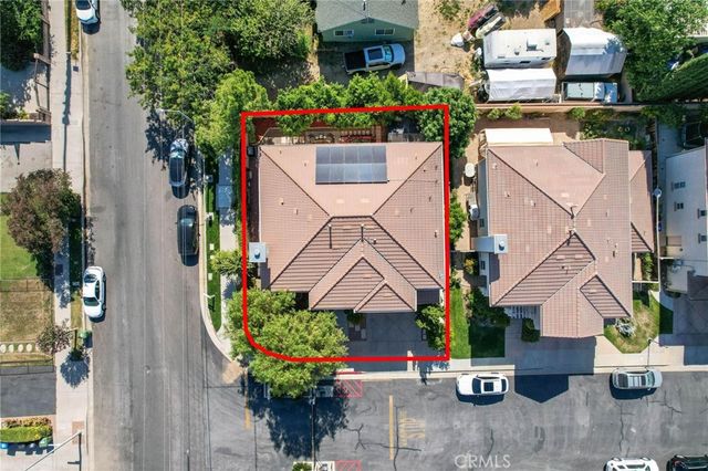 8501 Browns Creek Ln, Canoga Park, CA 91304