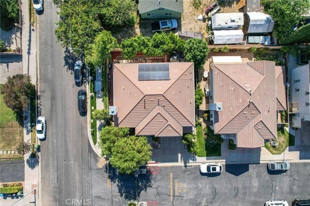 8501 Browns Creek Ln, Canoga Park, CA 91304