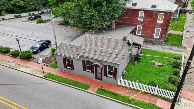 401 Mascoutah Avenue, Belleville, IL 62220