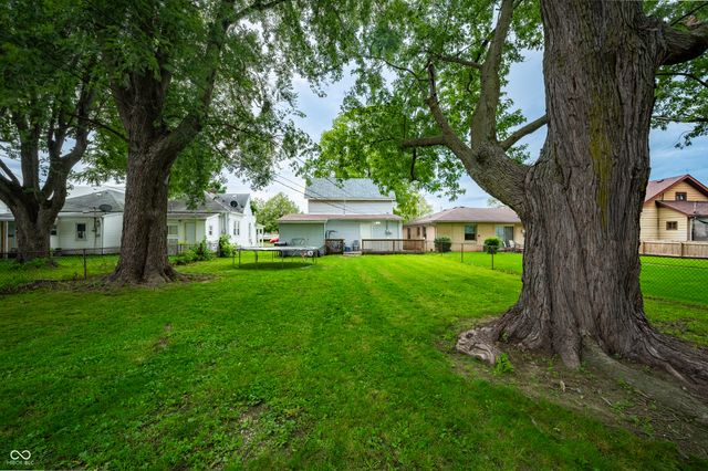 1916 Main Street, Anderson, IN 46016