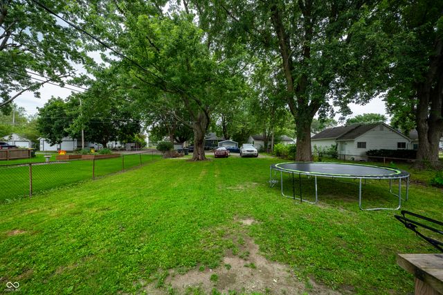 1916 Main Street, Anderson, IN 46016