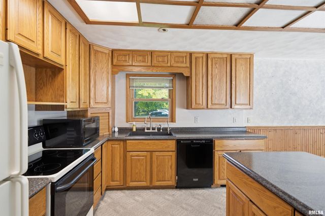 2006 W BRISTOL HOLLOW Road, Dunlap, IL 61525