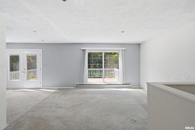 2006 W BRISTOL HOLLOW Road, Dunlap, IL 61525