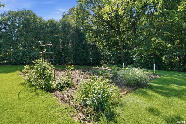2006 W BRISTOL HOLLOW Road, Dunlap, IL 61525
